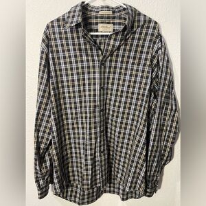 Eddie Bauer Wrinkle Resistant Men’s Size L